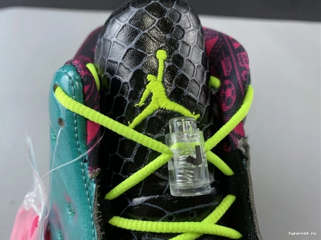 13 Jordan Doernbecher 836405-305 Air Retro 0917